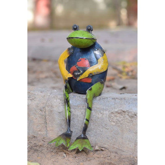 Recycled Seated Frog With Heart