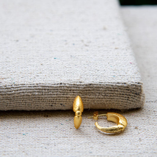 Alien Ship Hoop Earring - DeKulture DKW-1410-SEJ