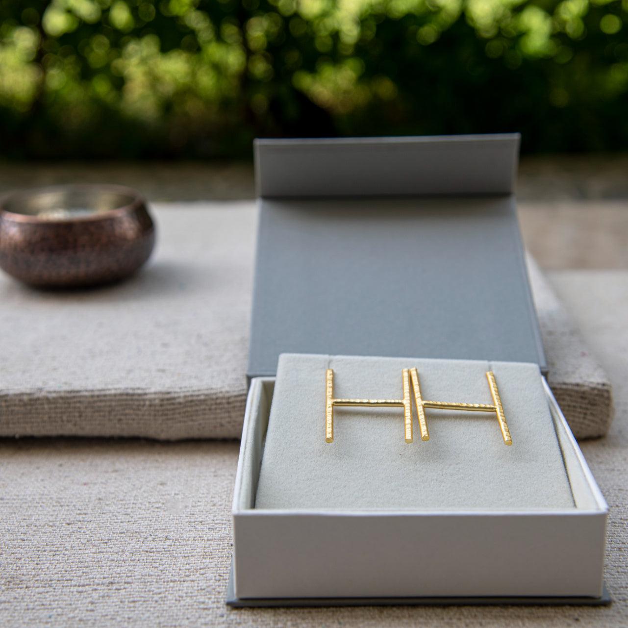 English Alphabet "H" Brass Earring - DeKulture DKW-1365-SEJ