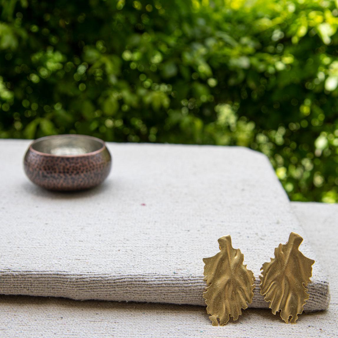 Golden Leaf Stud Earring - DeKulture DKW-1421-SEJ