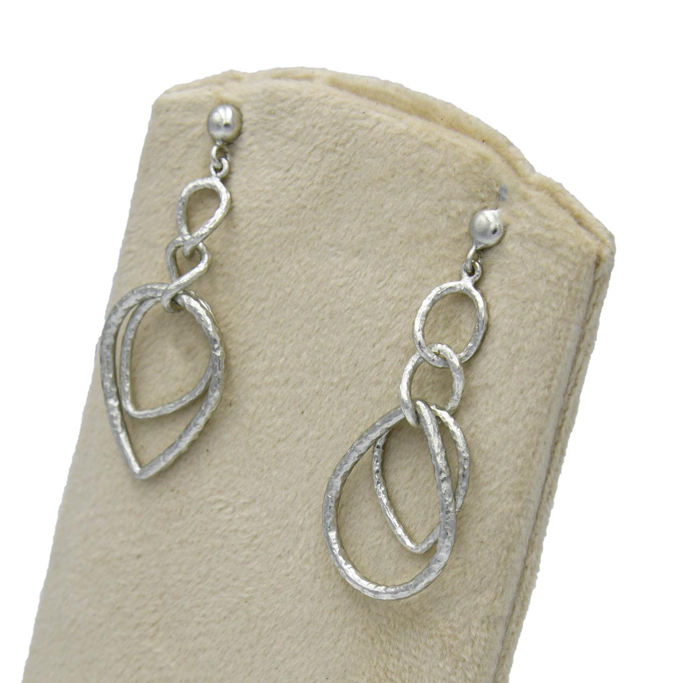 Intertwined Oval Silver Dangler Earring - DeKulture DKW-1311-SEJ