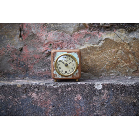 Reclaimed Wood Dice Clock