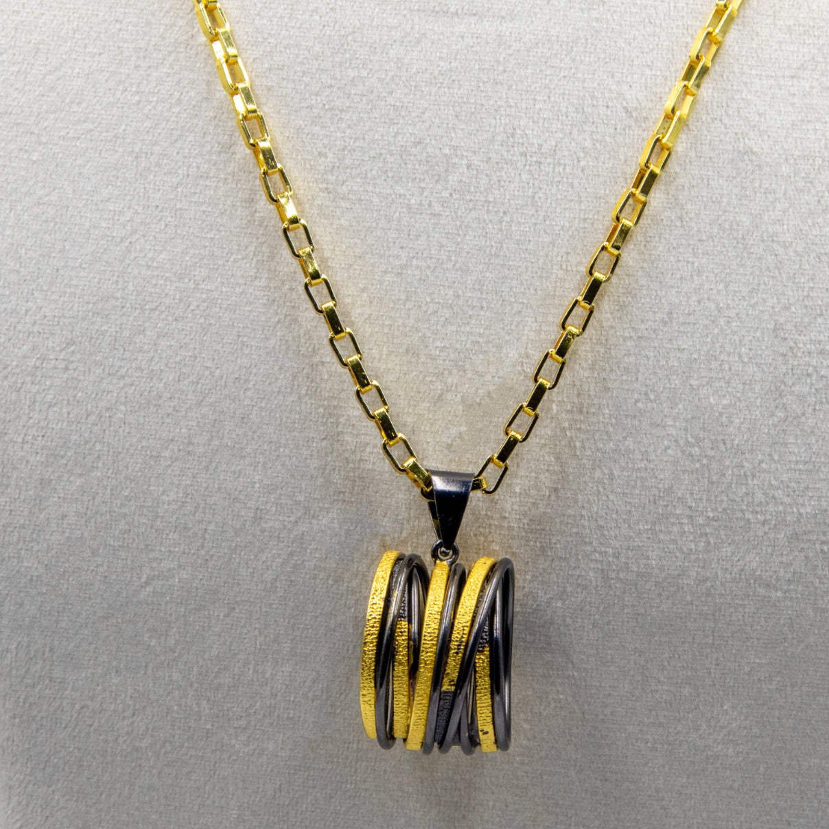 Swirl Wire Brass Pendant