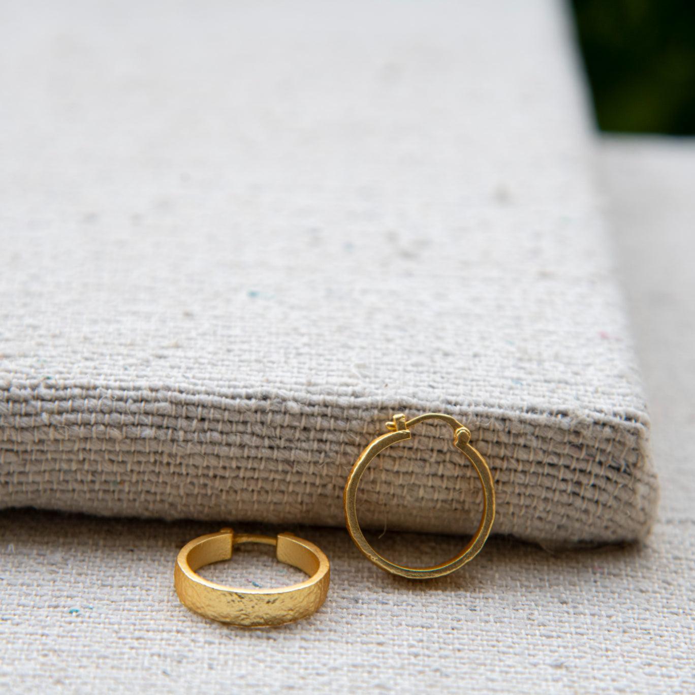 Enclosed Designer Hoop Earring - DeKulture DKW-1426-SEJ