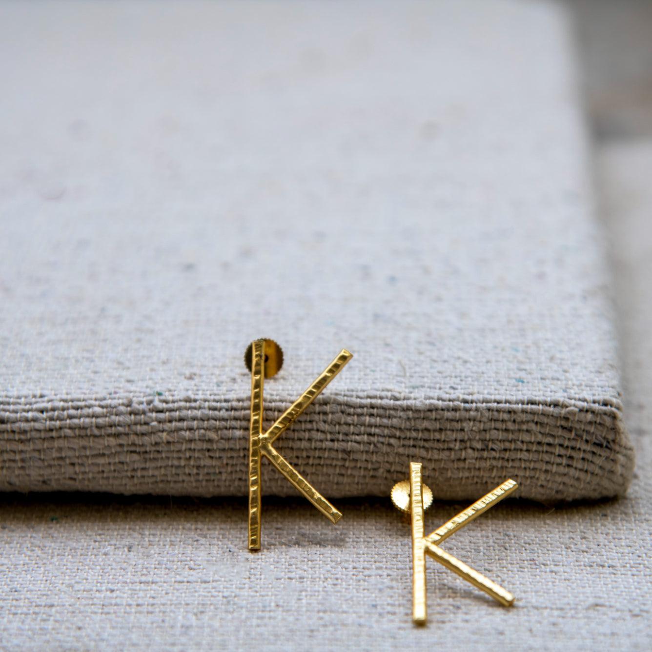 English Alphabet "K" Brass Earring - DeKulture DKW-1354-SEJ