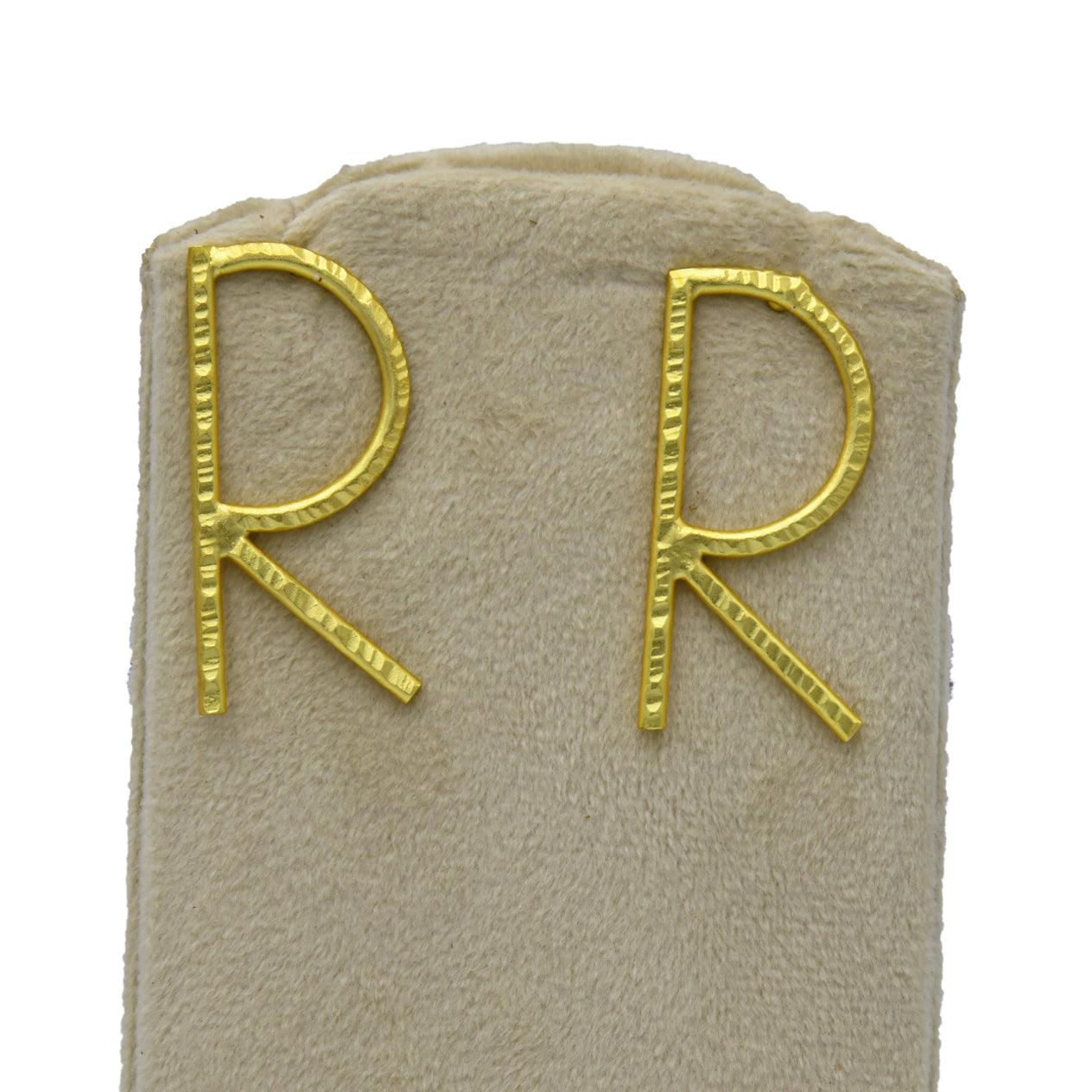 English Alphabet "R" Brass Earring - DeKulture DKW-1358-SEJ