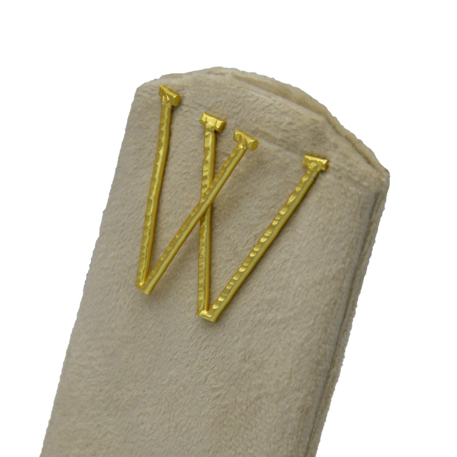 English Alphabet "V" Brass Earring - DeKulture DKW-1359-SEJ
