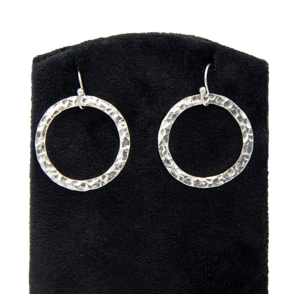 Hammered Round Silver Dangle Earring - DeKulture DKW-1304-SEJ