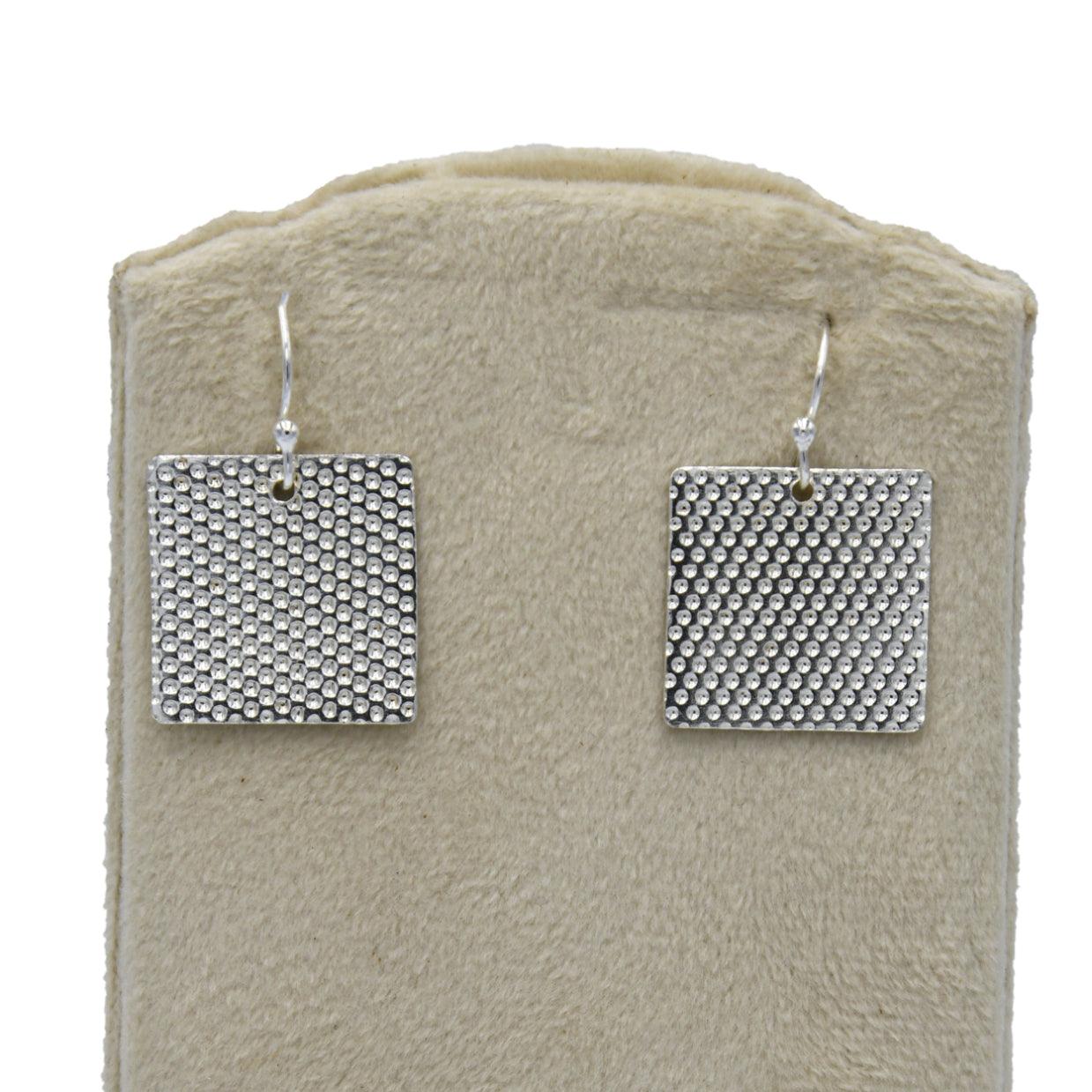 Hammered Silver Dangle Earring - DeKulture DKW-1309-SEJ