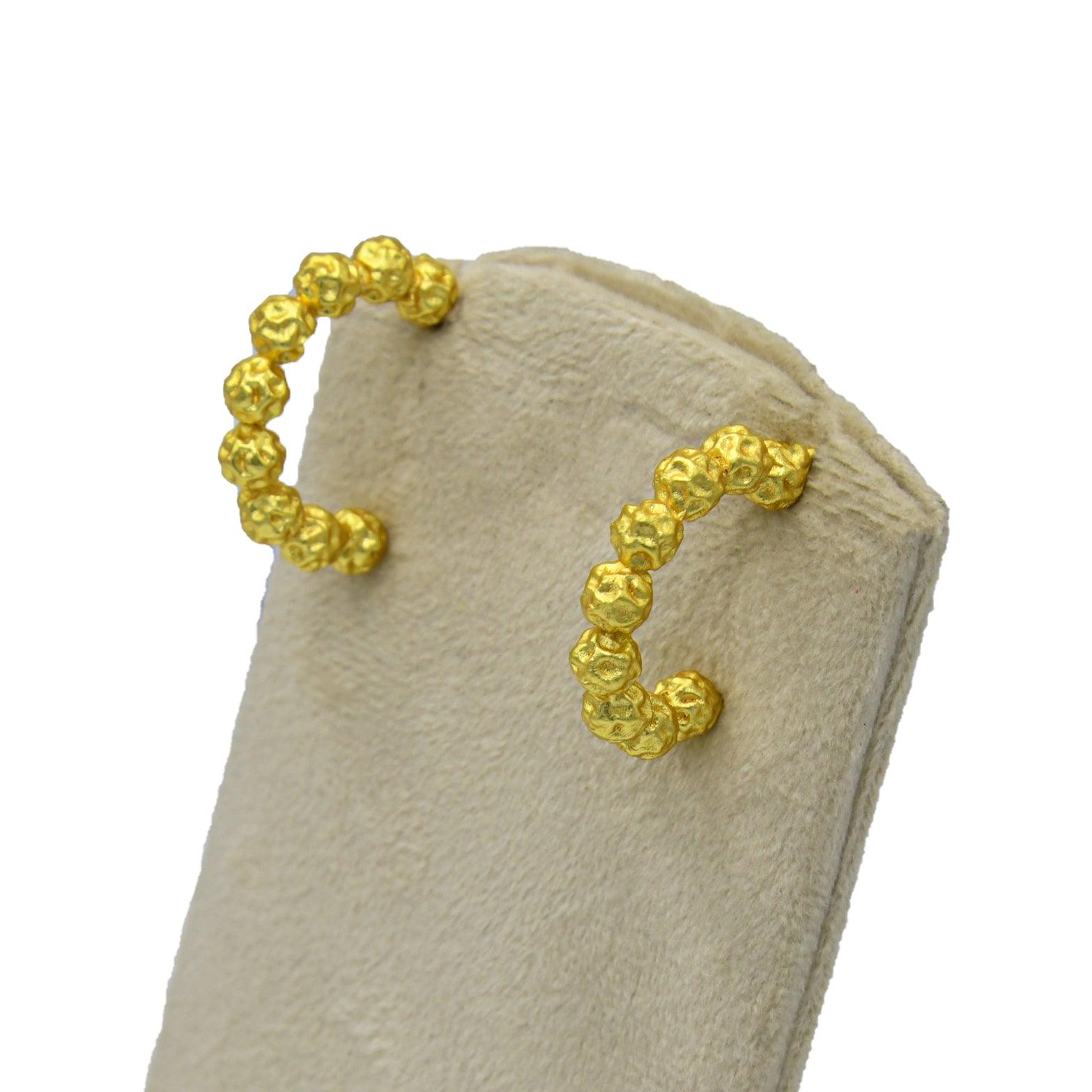 Peppercorn Textured Stud Earring - DeKulture DKW-1404-SEJ