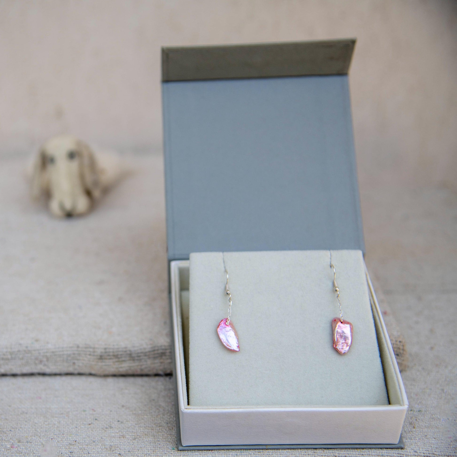 Pink Pearl Silver Plated Dangler Hook Earring - DeKulture DKW-1455-SEJ