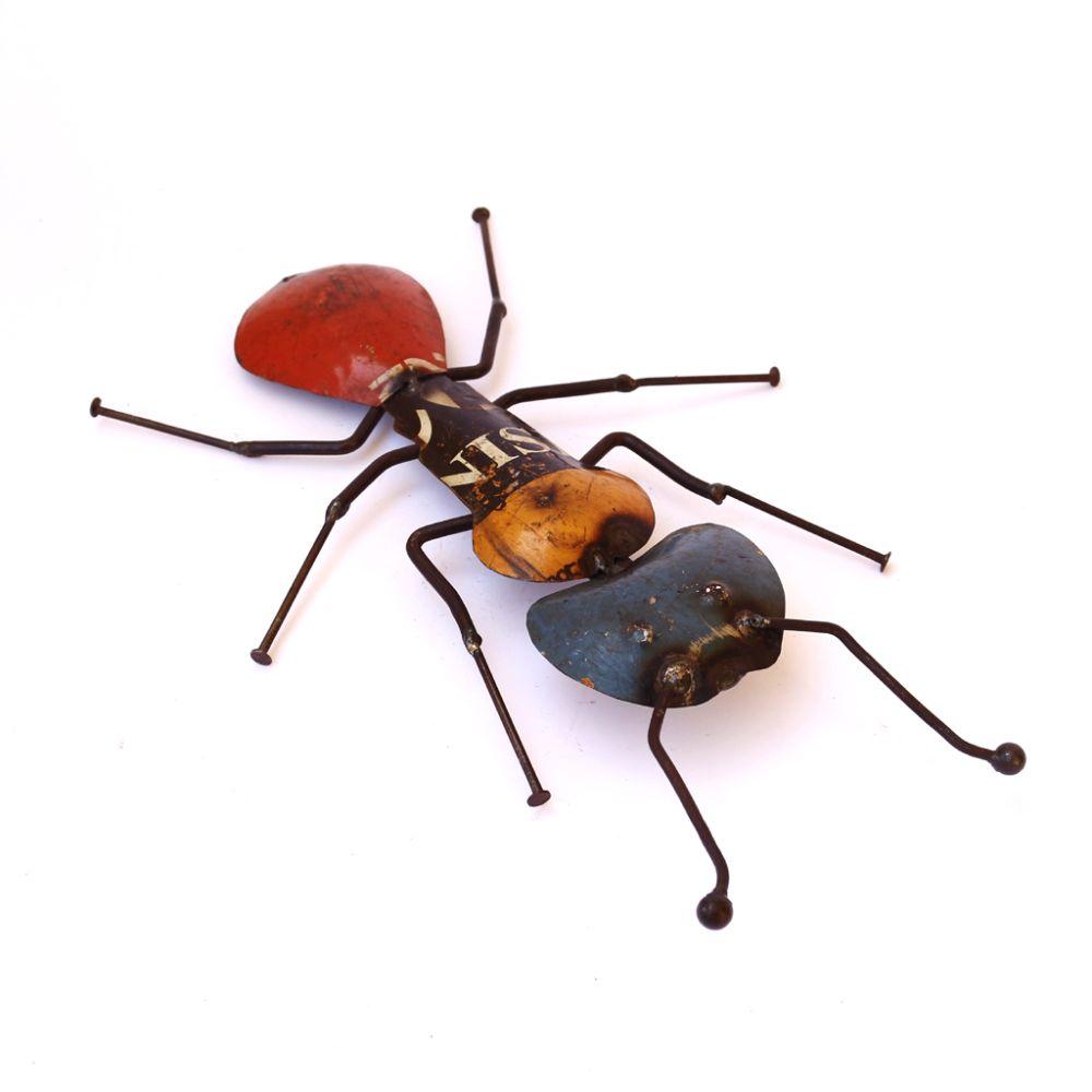 Recycled Ant Wall Mount - DeKulture DKW-17018-RIF
