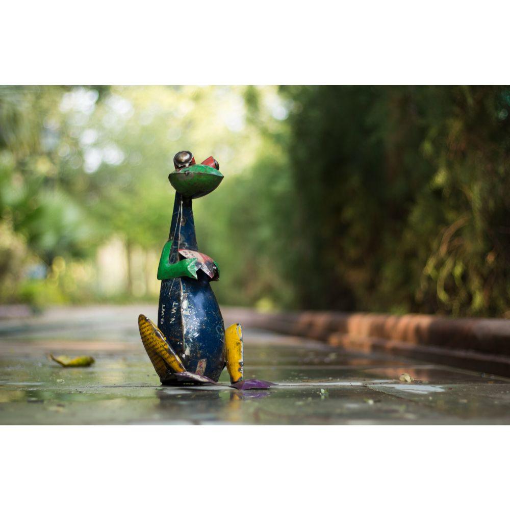 Recycled Frog With Heart Figurine - DeKulture DKW-17071-RIF
