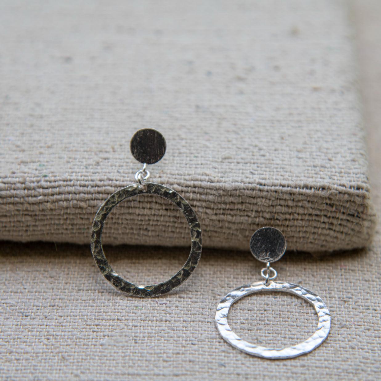 Silver Circle Stud Earring - DeKulture DKW-1312-SEJ