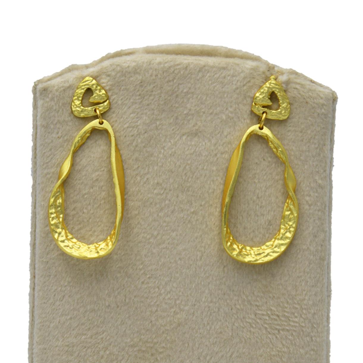 Uneven long Stud Earring - DeKulture DKW-1320-SEJ